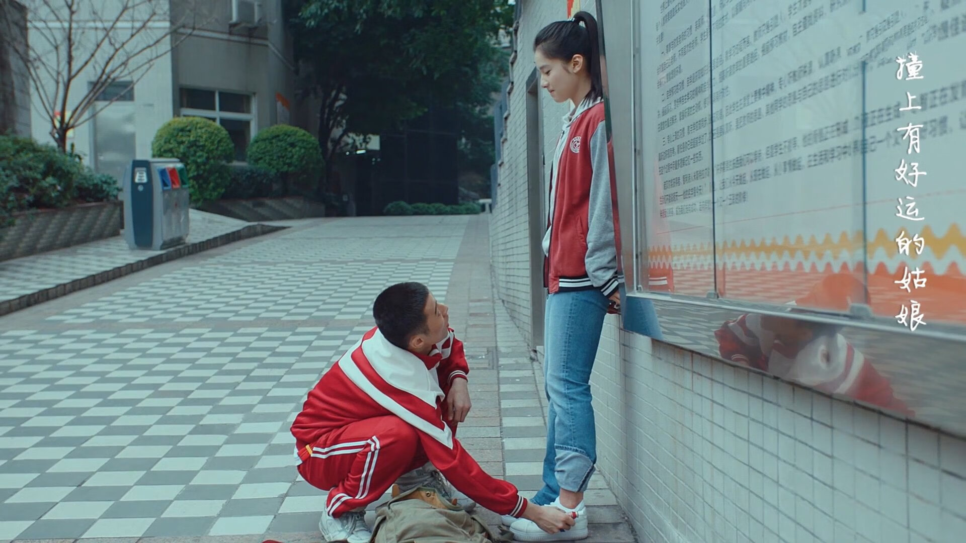 热血澎湃的体育竞技，观众欢呼不止，体育竞技霸气口号