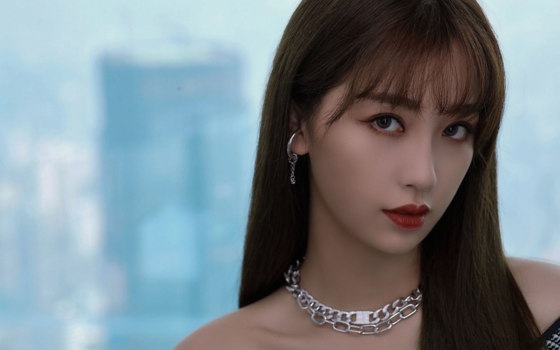 瓦伦西亚险胜塞维利亚，继续保持不败势头，瓦伦西亚和塞维利亚哪个城市更好