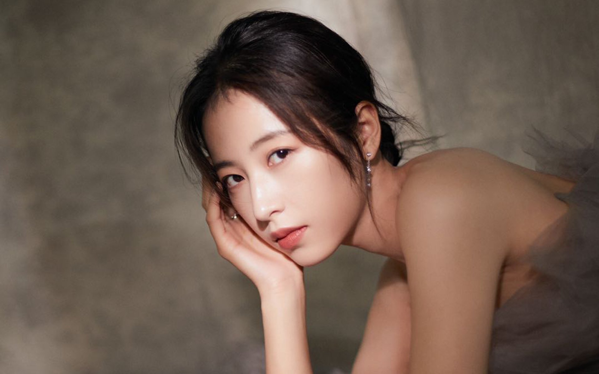 leyu乐鱼在线登录入口-里昂联手瓦伦西亚引进年轻有为球员，瓦伦西亚中锋