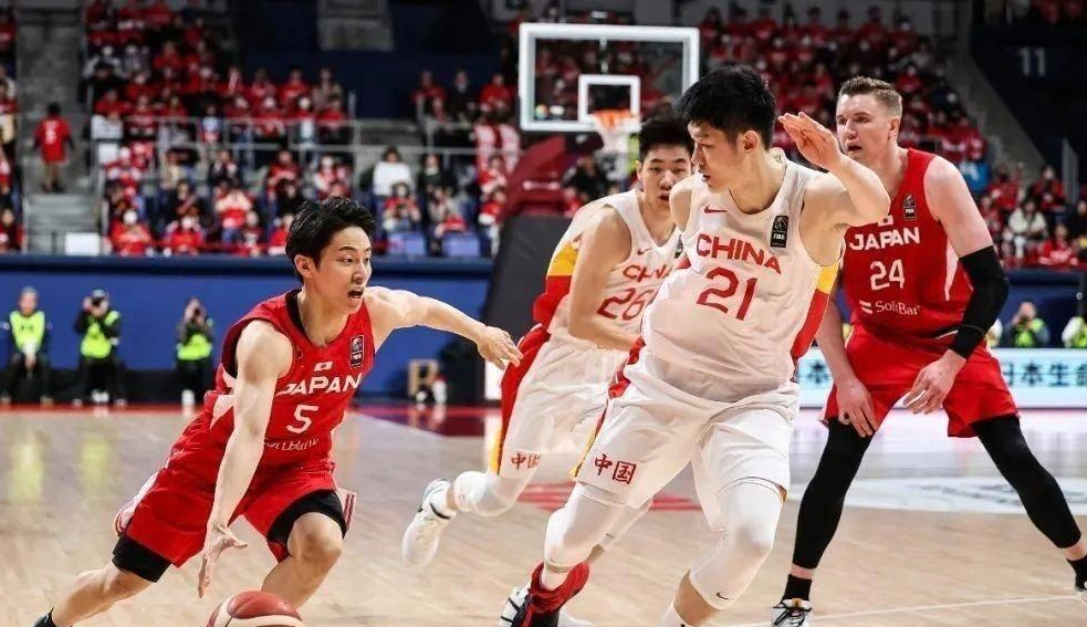 乐鱼体育：中国篮球运动员：退役转型，多元发展，再创人生辉煌，为中国篮球做出贡献的简单介绍