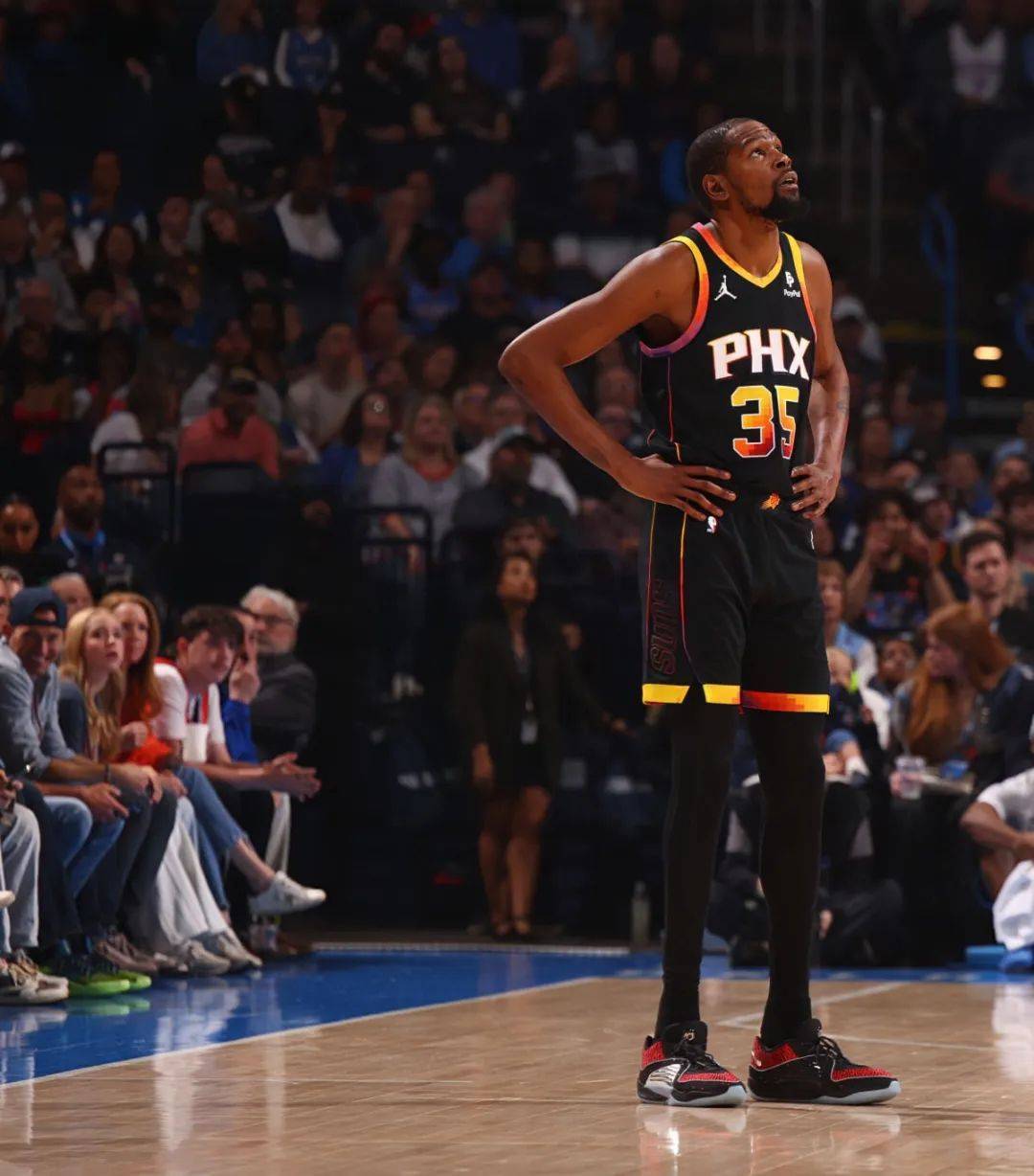 乐鱼体育：球星访谈：杜兰特谈加盟太阳队的挑战和机遇的简单介绍