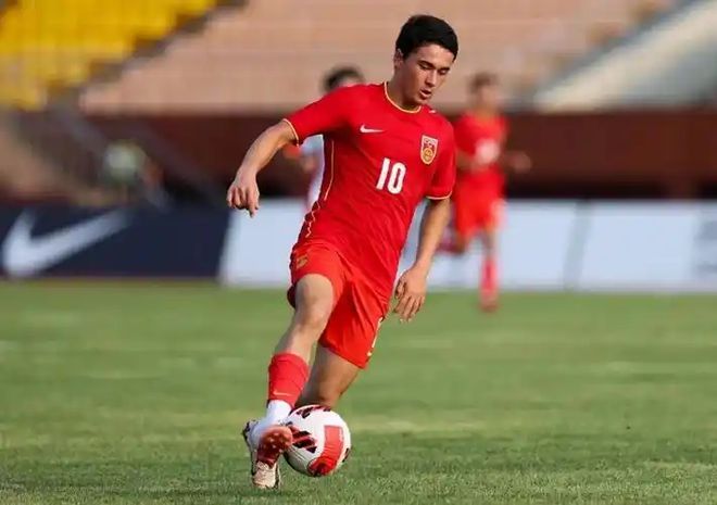 关于乐鱼体育:中国足球球迷文化：理性支持与积极参与的信息